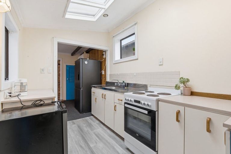 Photo of property in 11 Fawcett Street, South Dunedin, Dunedin, 9012