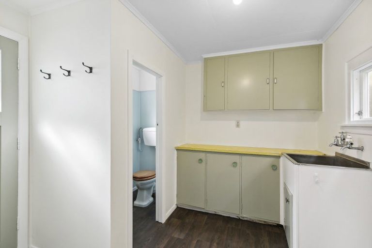 Photo of property in 37 Ribble Street, Island Bay, Wellington, 6023