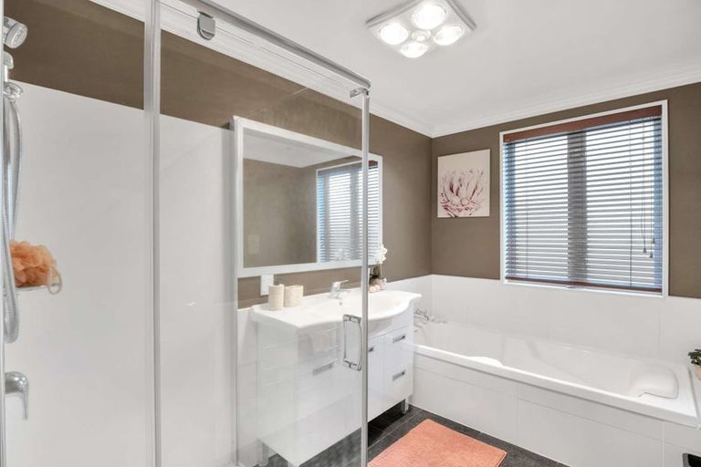 Photo of property in 61 Eastwood Rise, Waimairi Beach, Christchurch, 8083
