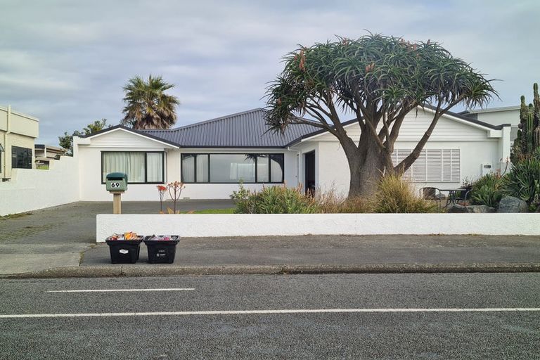 Photo of property in 69 The Esplanade, Westshore, Napier, 4110