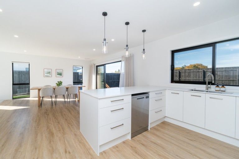 Photo of property in 78 Freedom Drive, Kelvin Grove, Palmerston North, 4470