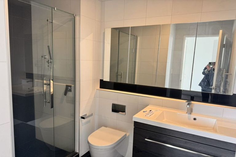 Photo of property in 301/19 Rawene Road, Birkenhead, Auckland, 0626
