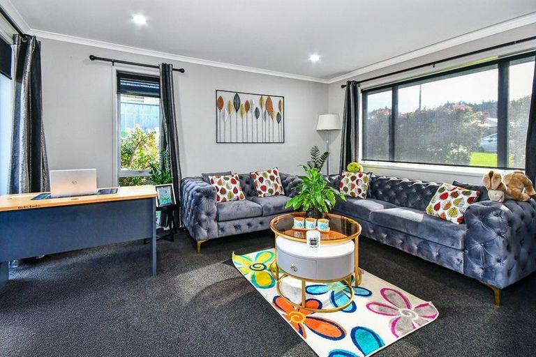 Photo of property in 135 Hillpark Drive, Pokeno, 2402