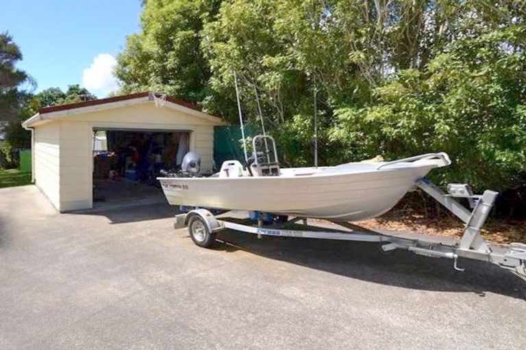 Photo of property in 27 Rangitane Loop Road, Kerikeri, 0294