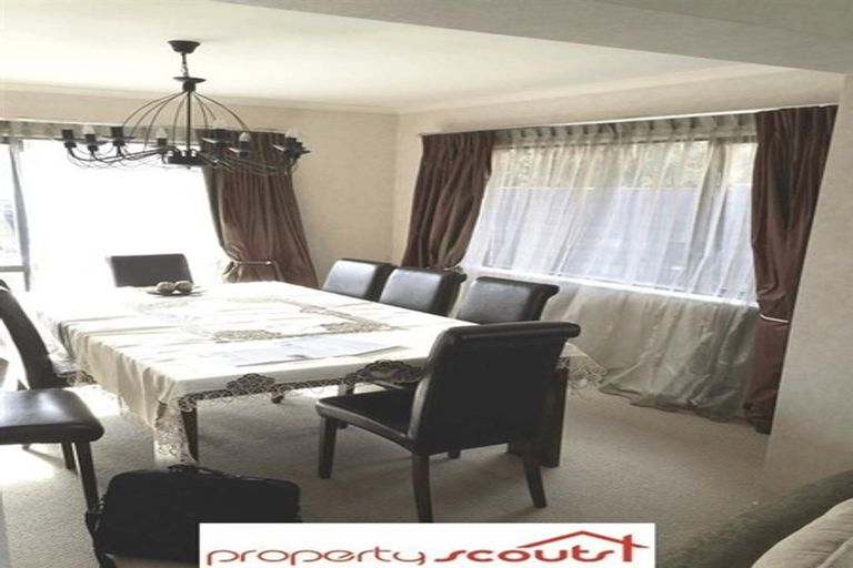 Photo of property in 49 Carousel Crescent, East Tamaki Heights, Auckland, 2016