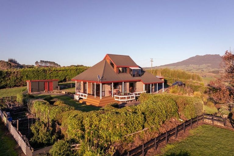 Photo of property in 187 Maungatawhiri Road, Raglan, 3295