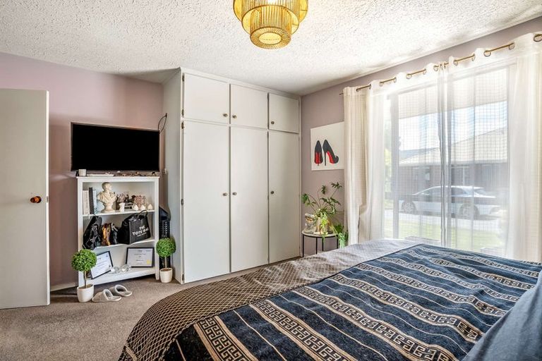 Photo of property in Carmichael Courts, 2/14 Wharenui Road, Upper Riccarton, Christchurch, 8041