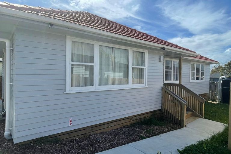 Photo of property in 14b Ivon Road, Otara, Auckland, 2023
