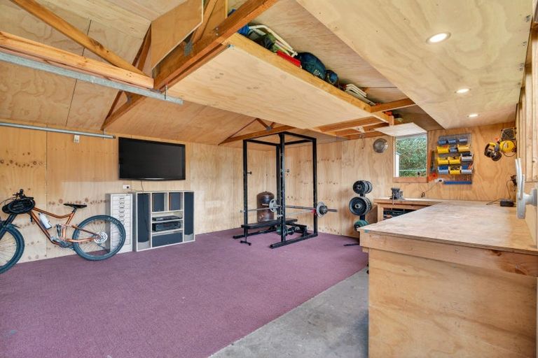 Photo of property in 921 Willowpark Road North, Mayfair, Hastings, 4122