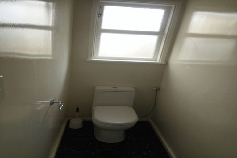 Photo of property in 42 Great South Road, Papatoetoe, Auckland, 2025