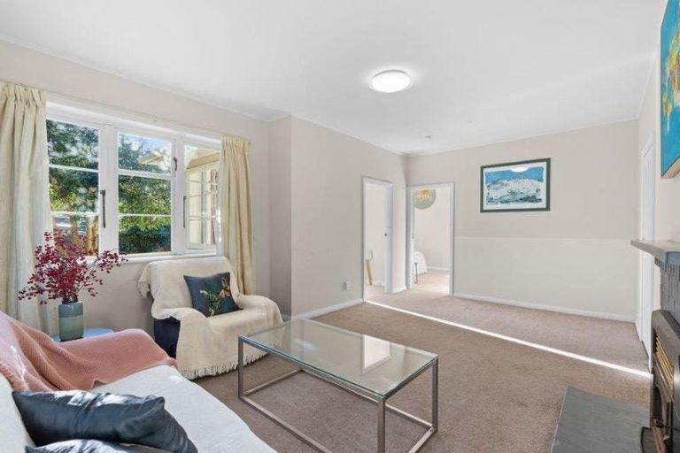 Photo of property in 120 Peverel Street, Riccarton, Christchurch, 8041