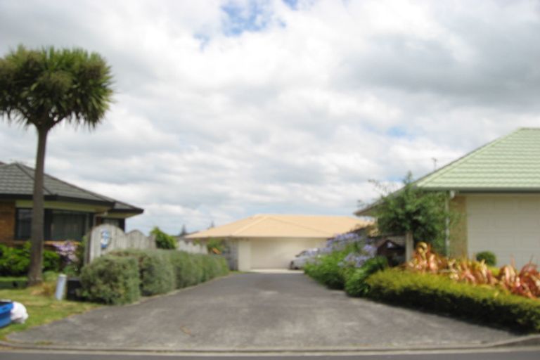 Photo of property in 5 Oakwood Place, Pukekohe, 2120