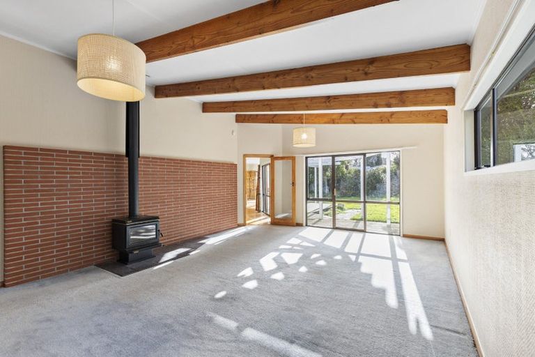 Photo of property in 106 Atawhai Road, Fitzherbert, Palmerston North, 4410