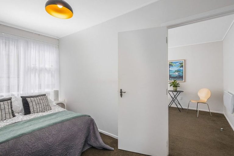 Photo of property in 72u7 Freyberg Street, Lyall Bay, Wellington, 6022