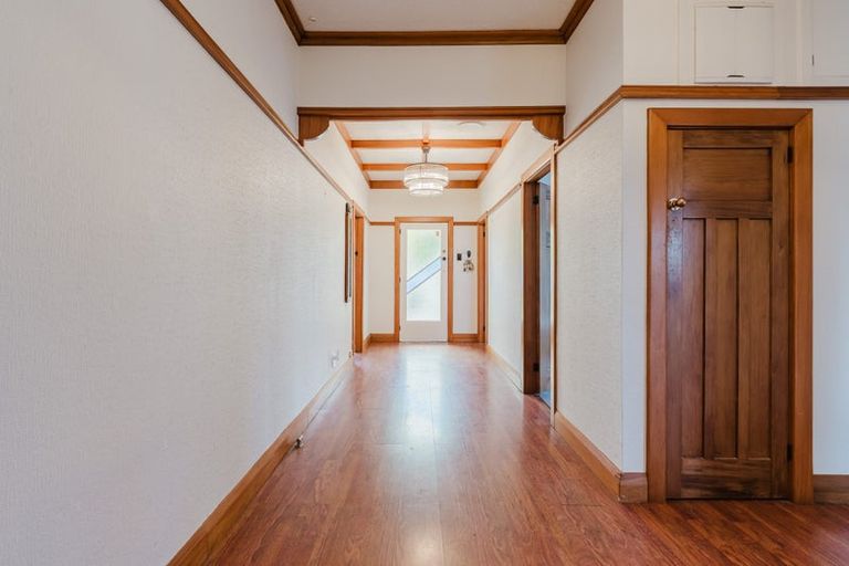Photo of property in 14 East Street, Claudelands, Hamilton, 3214