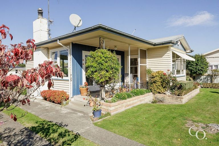 Photo of property in 208 Lumsden Road, Akina, Hastings, 4122