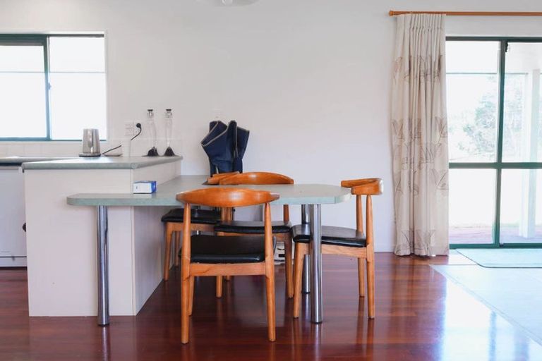 Photo of property in 91 Trig Road, Whitford, Howick, 2571