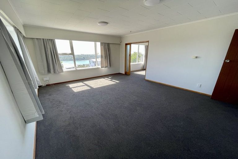 Photo of property in 137 Conclusion Street, Ascot Park, Porirua, 5024