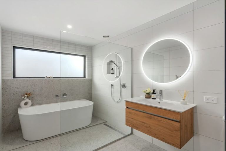 Photo of property in 53 Longview Drive, Lake Hawea, 9382