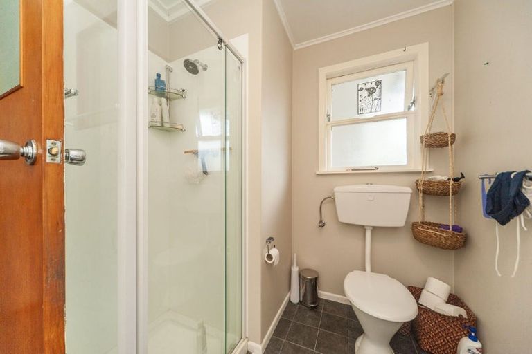 Photo of property in 3 Foyle Street, Island Bay, Wellington, 6023