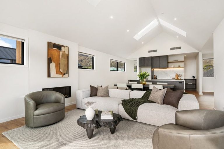 Photo of property in 4 Taurus Lane, Jacks Point, 9371