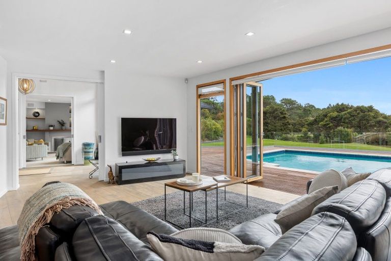 Photo of property in 44a John Brian Drive, Redvale, Albany, 0794
