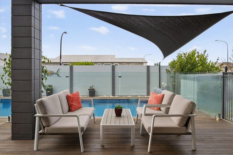 Photo of property in 64 Sandhurst Drive, Papamoa Beach, Papamoa, 3118