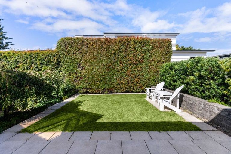 Photo of property in 19 Mayfair Crescent, Mairangi Bay, Auckland, 0630