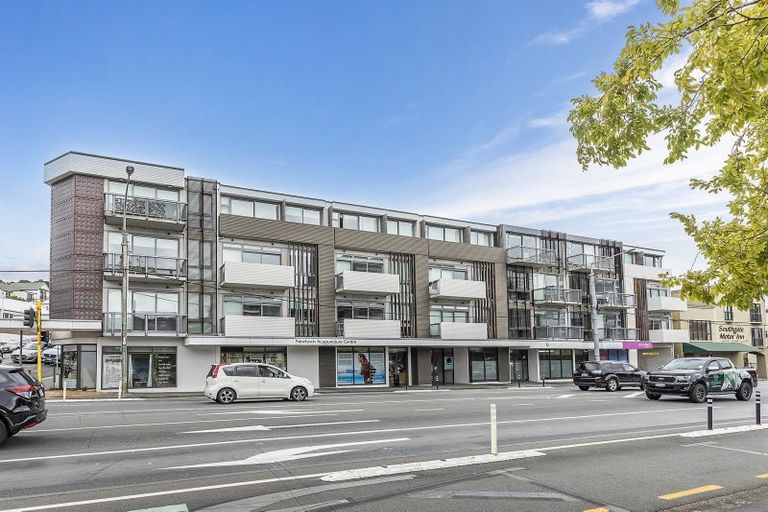 Photo of property in Masina Apartments, 312/80u Riddiford Street, Newtown, Wellington, 6021