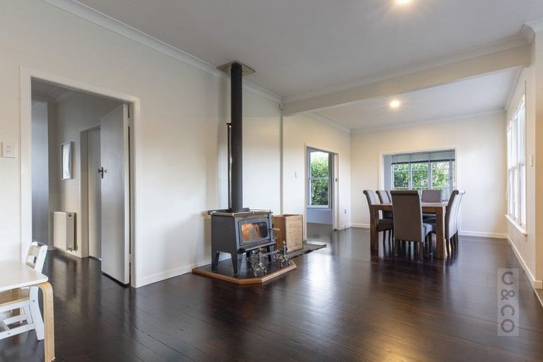 Photo of property in 11 Elliot Street, Riverhead, 0820