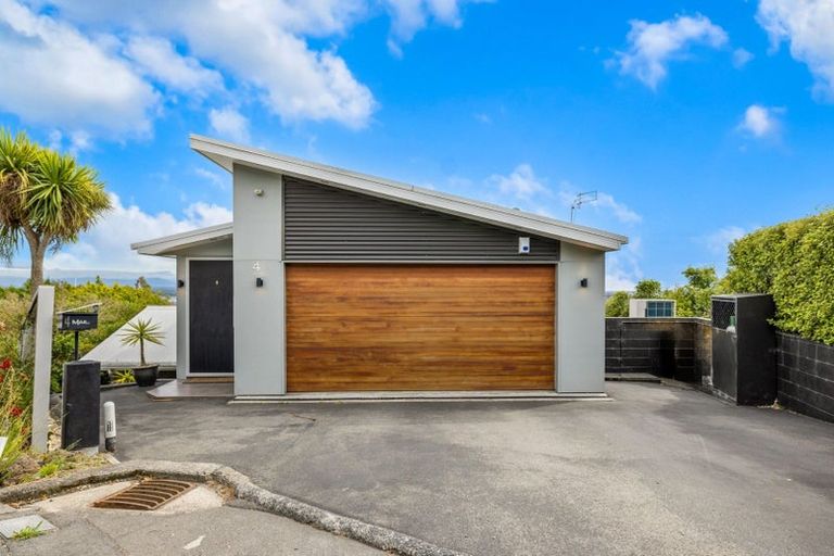 Photo of property in 4 Patchett Place, Cashmere, Christchurch, 8022