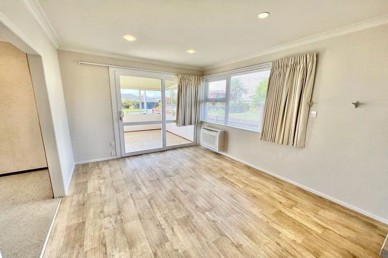 Photo of property in 7 Wiseley Road, Hobsonville, Auckland, 0618