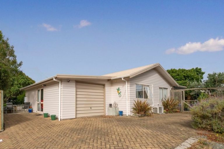 Photo of property in 20a Nicholas Avenue, Whitianga, 3510