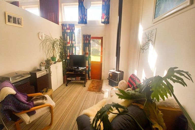 Photo of property in 3 Sim Road, Pukemaori, Otautau, 9682