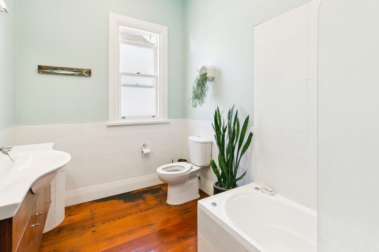 Photo of property in 80 Waipapa Road, Hataitai, Wellington, 6021