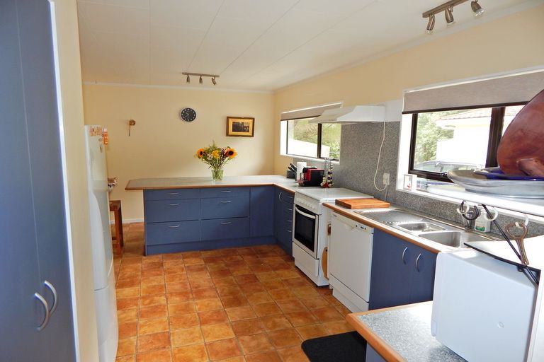 Photo of property in 27 Rangitane Loop Road, Kerikeri, 0294
