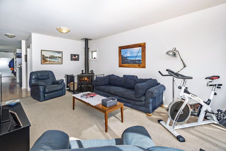 Photo of property in 19 Riwai Street, Templeton, Christchurch, 8042