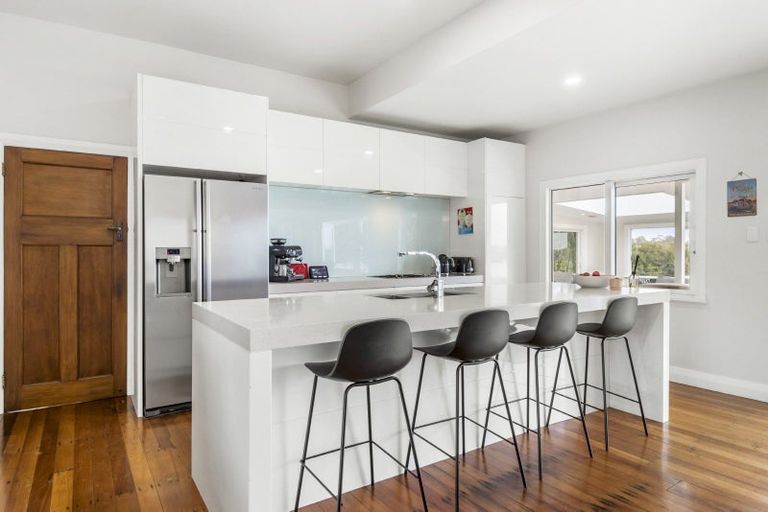 Photo of property in 1268 East Coast Road, Redvale, Albany, 0794