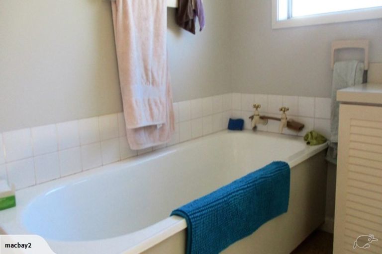 Photo of property in 17 Lascelles Street, Saint Martins, Christchurch, 8022