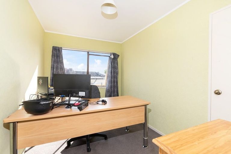 Photo of property in 4 Harvest Drive, Henderson, Auckland, 0612