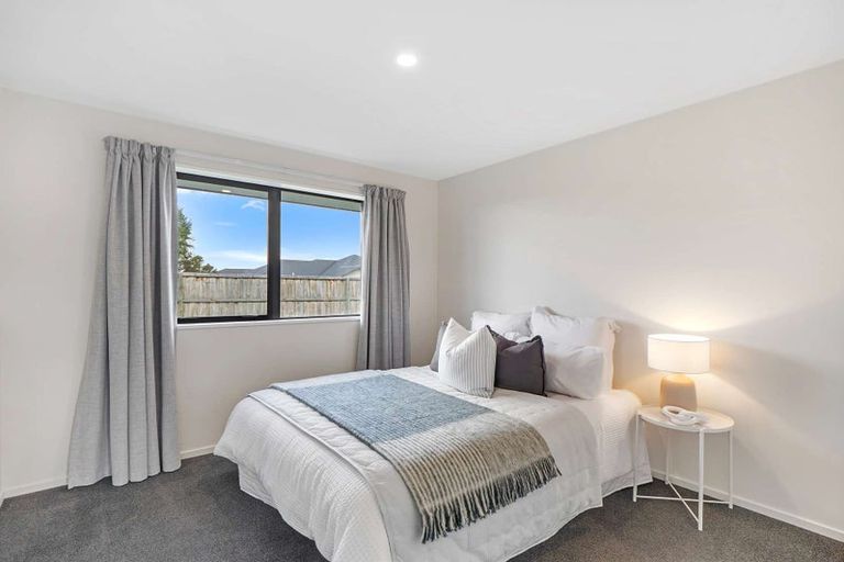 Photo of property in 31 Kingfisher Avenue, Amberley, 7410