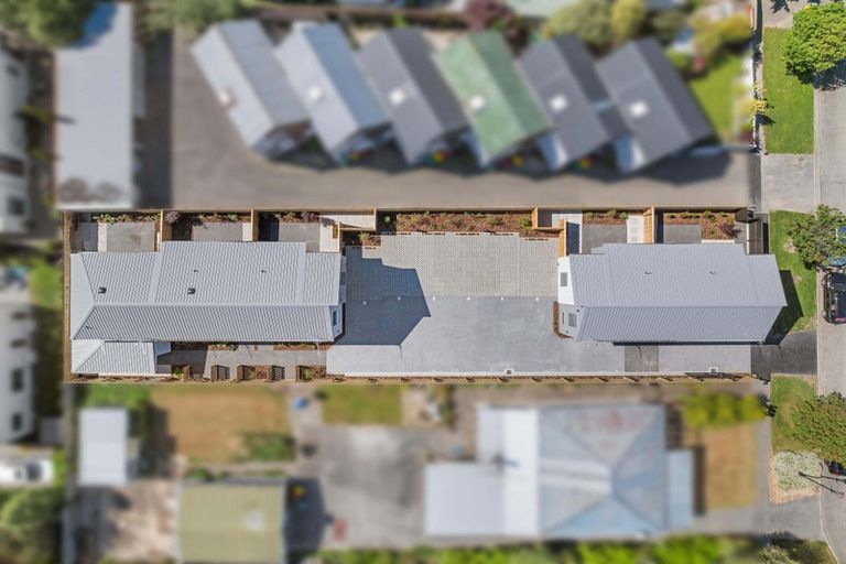 Photo of property in 65 Thackeray Place, Waltham, Christchurch, 8023