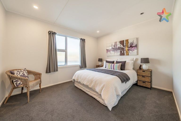 Photo of property in 11 Mimihau Grove, Wainuiomata, Lower Hutt, 5014