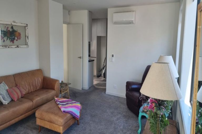 Photo of property in 2/8 New Street, Nelson, 7010