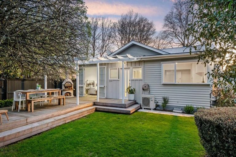 Photo of property in 4 Kenwyn Avenue, St Albans, Christchurch, 8052
