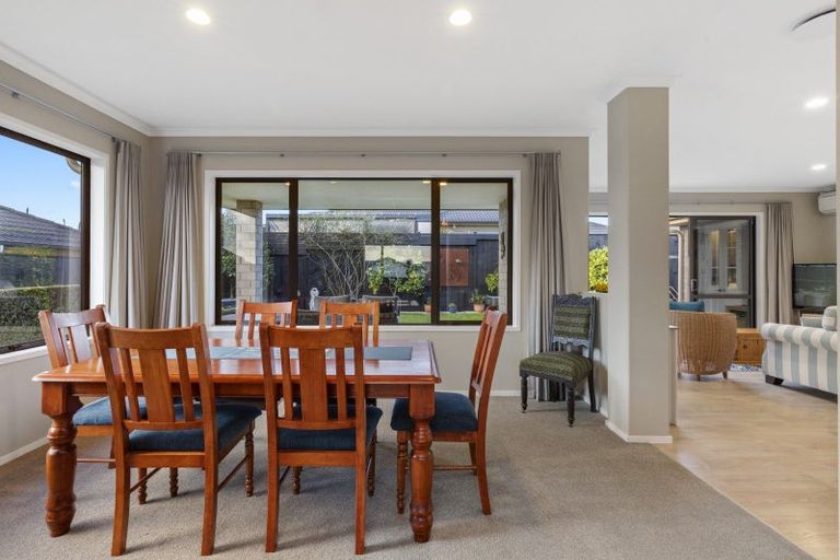Photo of property in 67 Ina Ville Drive, Pukekohe, 2120