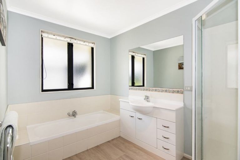 Photo of property in 18 Lobank Place, Richmond, 7020