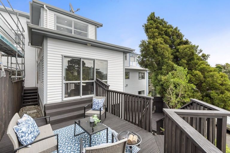 Photo of property in 47b Lyndfield Lane, Newlands, Wellington, 6037