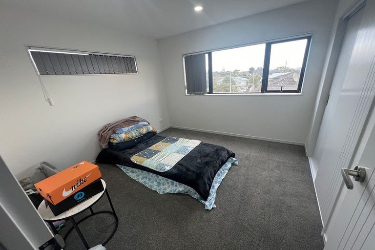 Photo of property in 110e Coronation Road, Papatoetoe, Auckland, 2025