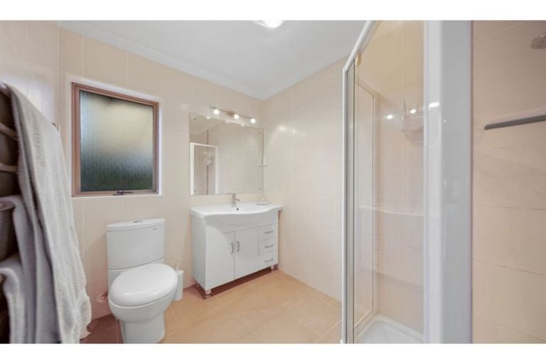 Photo of property in 2a Masters Road, Waiuku, 2681